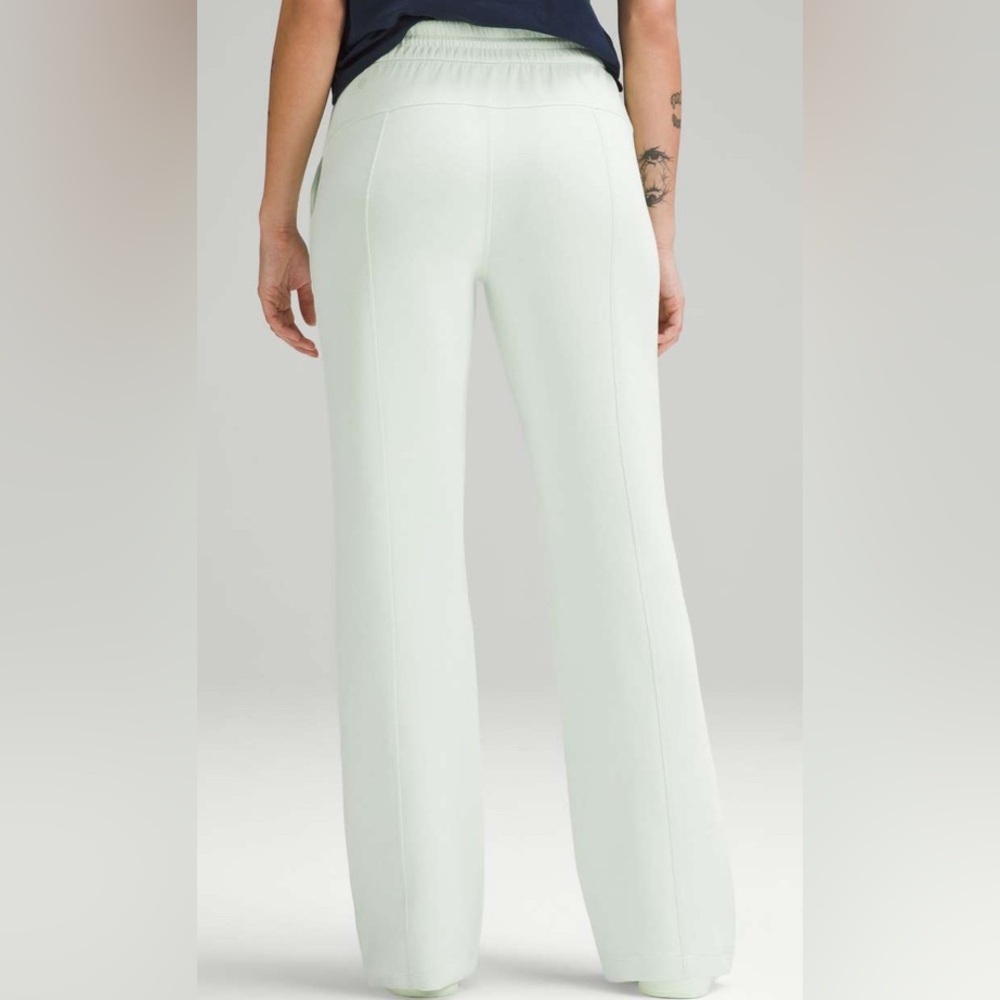 NWOT NEW Lululemon Softstreme High-Rise Pant *Full Length Kohlrabi Green